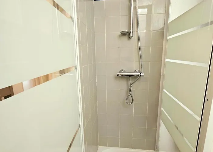 Apartment Breti 1 Avec Parking - 50m De La